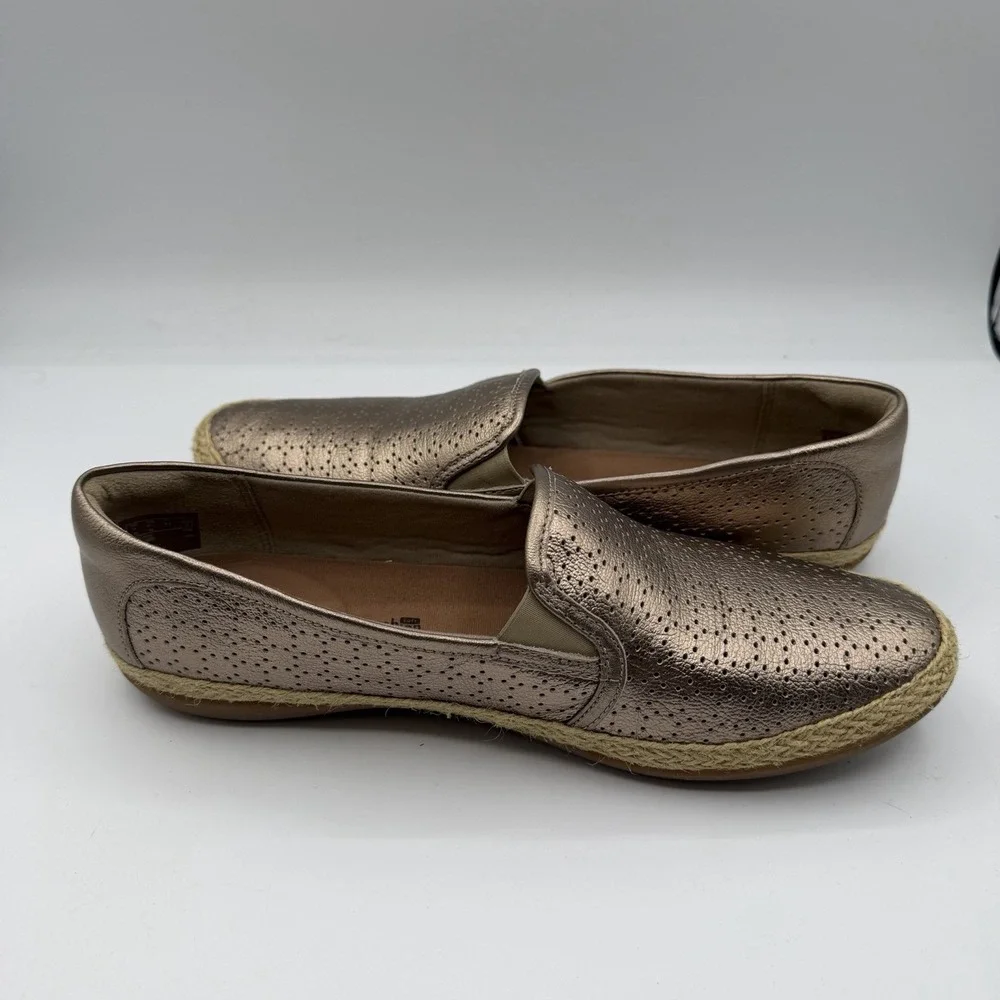 Clarks Danelly Molly Shoes Womens 9.5 M Metallic Gold Perforated Leather Slip On